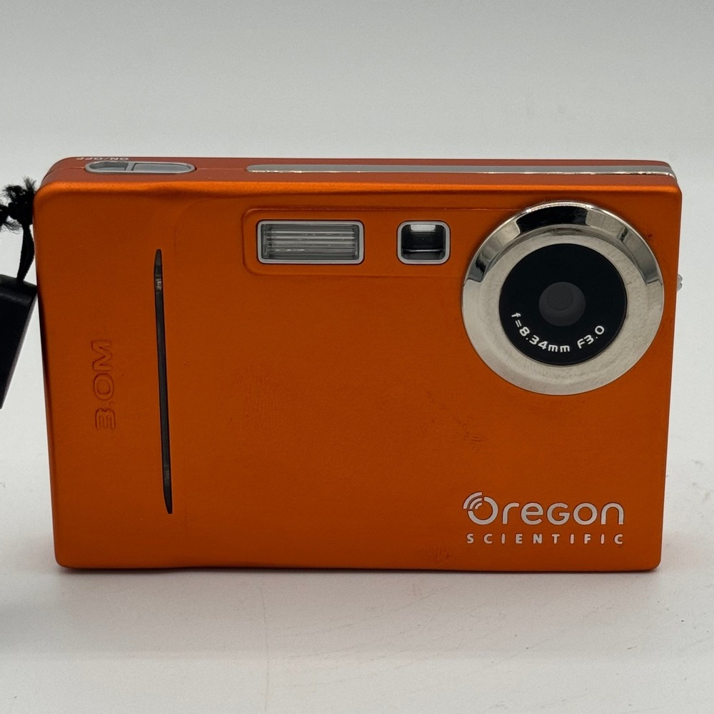 Oregon Scientific DS6688 3.0MP Digital Camera Orange Slim Y2K Vintage f=8.34mm